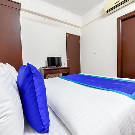 Oyo 11309 Hotel Green Land Residency Коччи Экстерьер фото